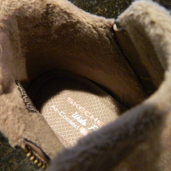 Skechers Women's Ankle Boots in Tan - Picture 10 of 10